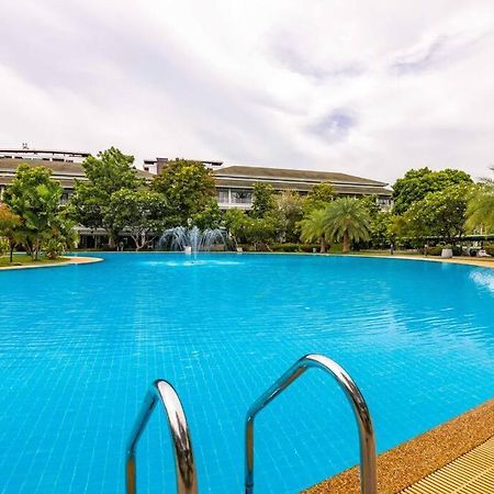4 Bedroom Townhouse In Great Location! Χουά Χιν Εξωτερικό φωτογραφία