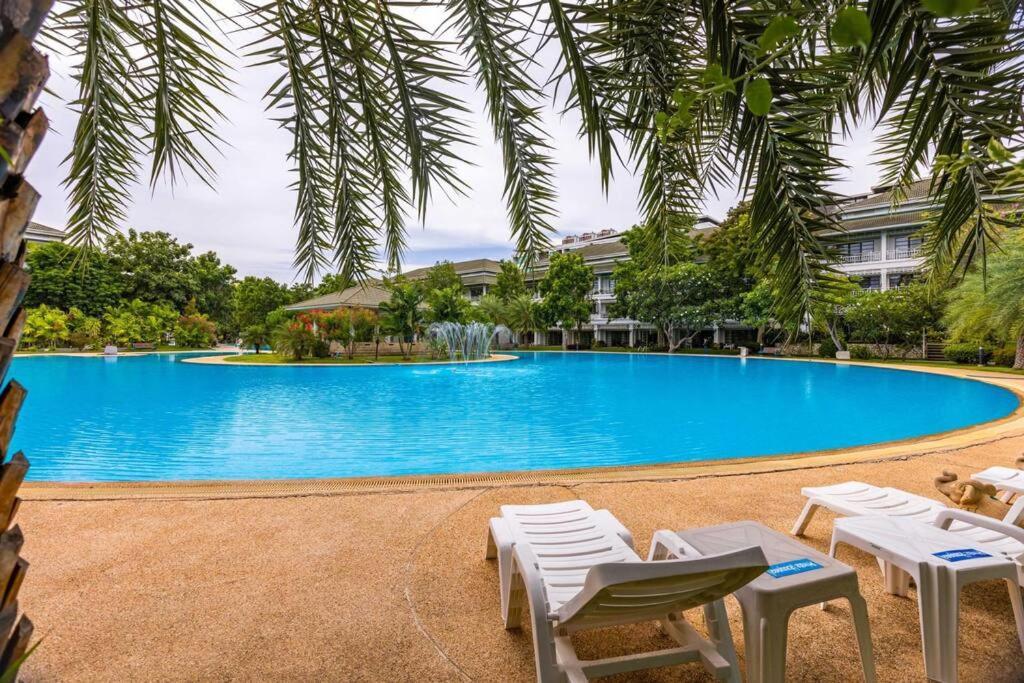 4 Bedroom Townhouse In Great Location! Χουά Χιν Εξωτερικό φωτογραφία