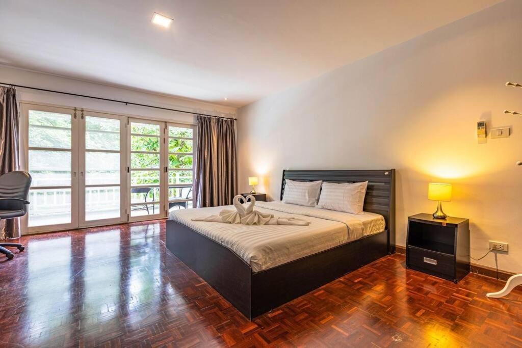 4 Bedroom Townhouse In Great Location! Χουά Χιν Εξωτερικό φωτογραφία