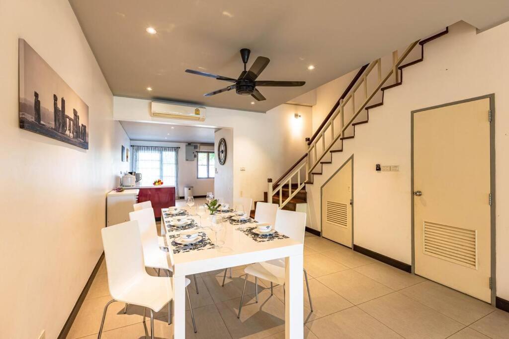 4 Bedroom Townhouse In Great Location! Χουά Χιν Εξωτερικό φωτογραφία