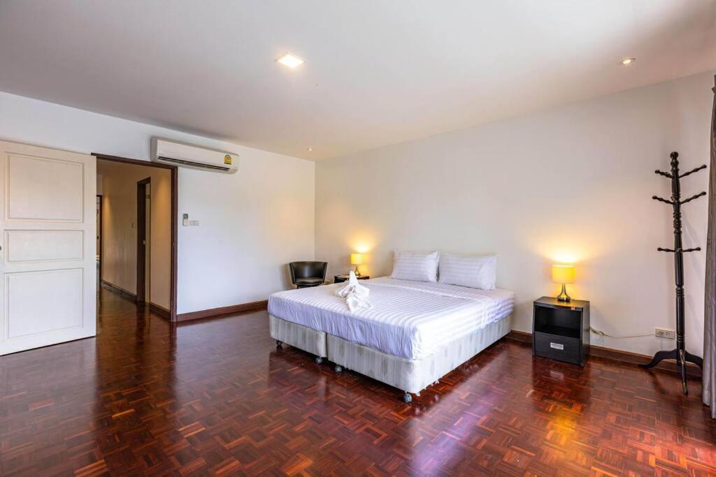 4 Bedroom Townhouse In Great Location! Χουά Χιν Εξωτερικό φωτογραφία