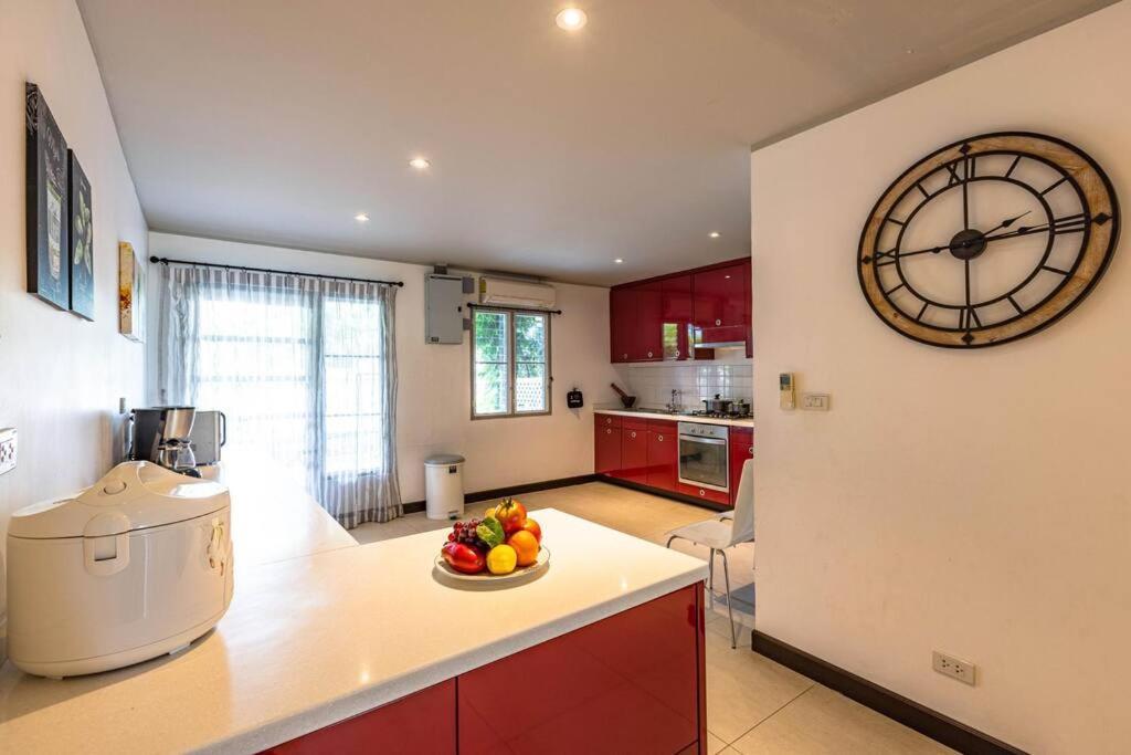 4 Bedroom Townhouse In Great Location! Χουά Χιν Εξωτερικό φωτογραφία
