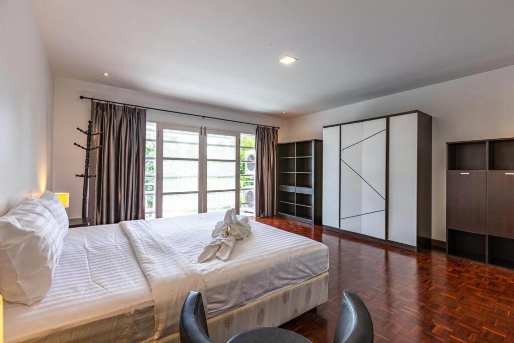 4 Bedroom Townhouse In Great Location! Χουά Χιν Εξωτερικό φωτογραφία