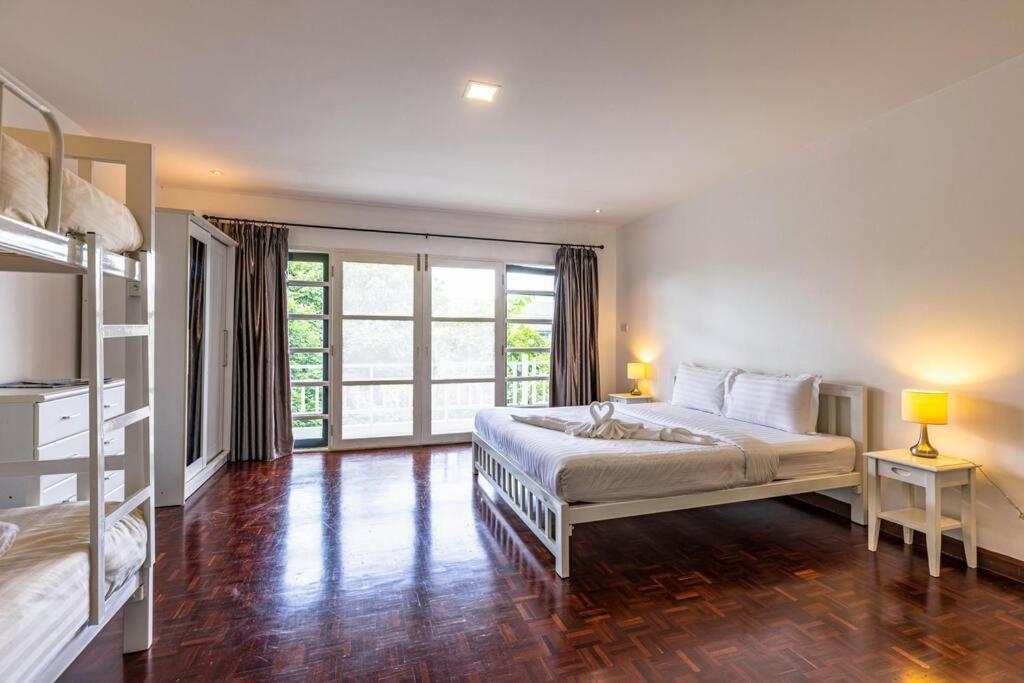4 Bedroom Townhouse In Great Location! Χουά Χιν Εξωτερικό φωτογραφία