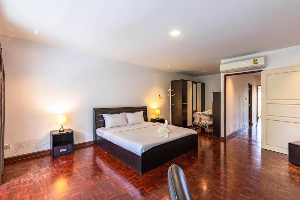 4 Bedroom Townhouse In Great Location! Χουά Χιν Εξωτερικό φωτογραφία