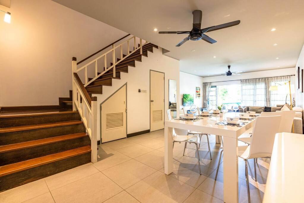 4 Bedroom Townhouse In Great Location! Χουά Χιν Εξωτερικό φωτογραφία